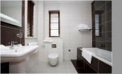 Itami Caco White & Brown Bathroom
